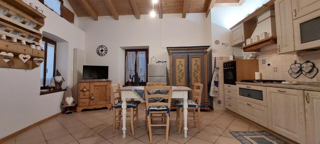 Loft Della Perpetua Di Casa Bernardi, Fuga Romantica Petfriendly Montagnaga  Dış mekan fotoğraf