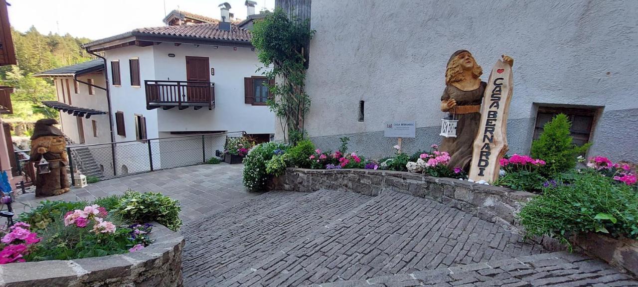 Loft Della Perpetua Di Casa Bernardi, Fuga Romantica Petfriendly Montagnaga  Dış mekan fotoğraf